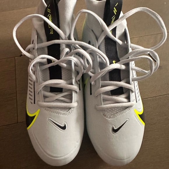 Nike Vapor Edge Pro 360 Football Cleats - Picture 3 of 6